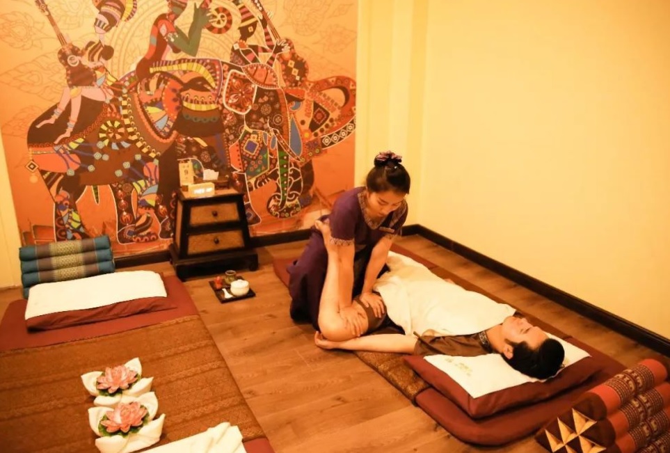 徐州高端洗浴柔式会馆，尽享梦幻生活，关爱自我之旅